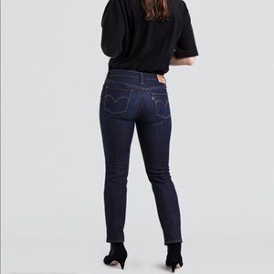 Levi’s 712 slim jeans